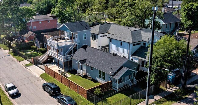 Foto del edificio - 1201 Northwood St