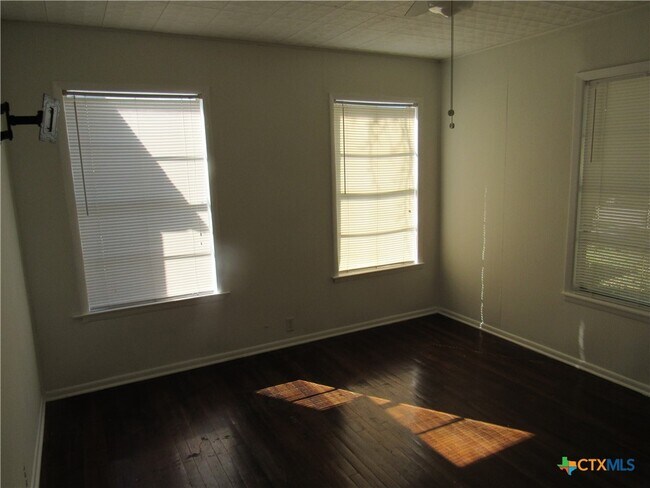 Foto del edificio - 1325 S 17th St