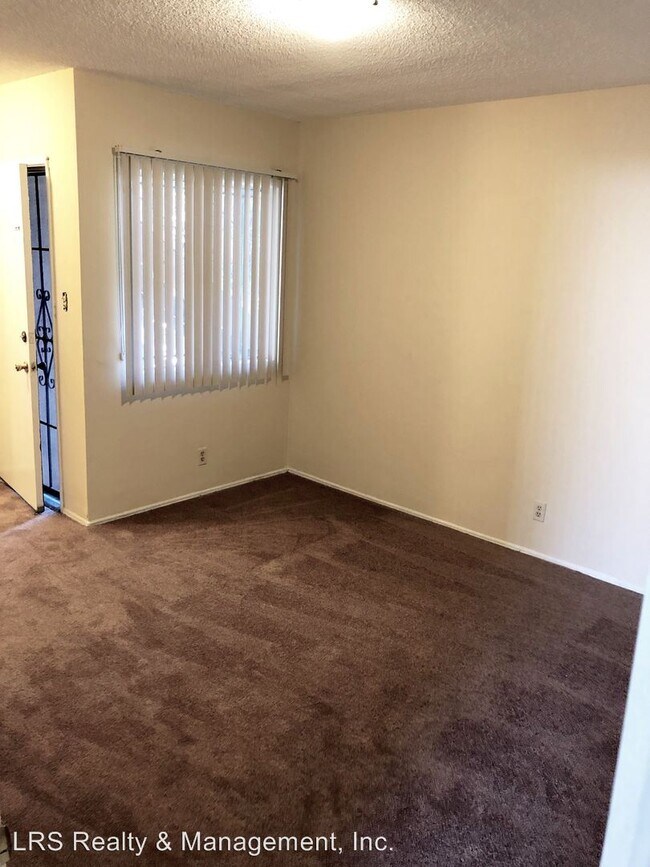 Foto del edificio - 2509 W Imperial Hwy