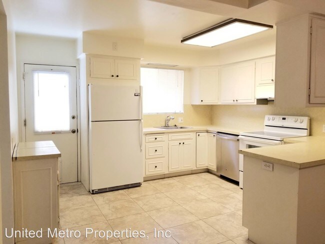 Foto del edificio - 3 br, 2 bath House - 6943 E. Granada Rd.