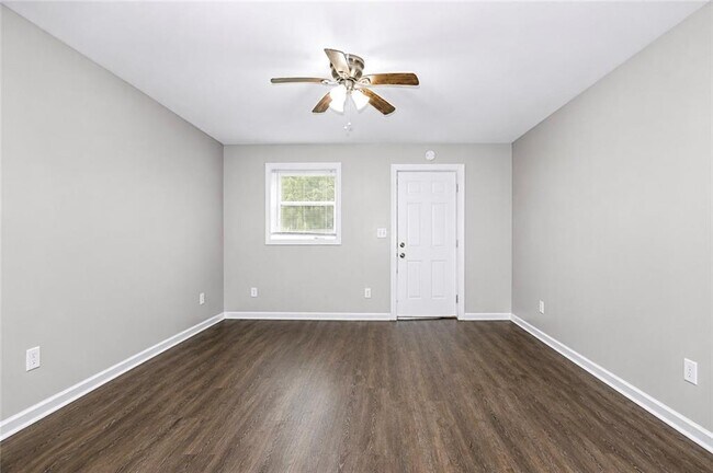 Foto del edificio - 371 Lanier St NW