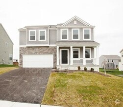 Building Photo - 2357 Pine Crest Dr