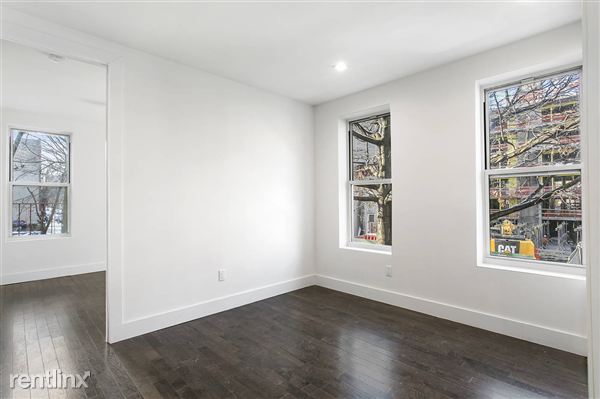 Foto del edificio - 292 Hawthorne St