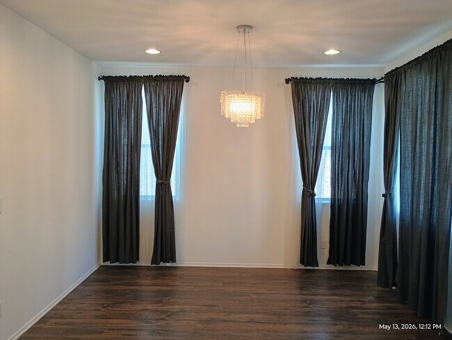 Building Photo - 4224 Seclusion Bay Ave