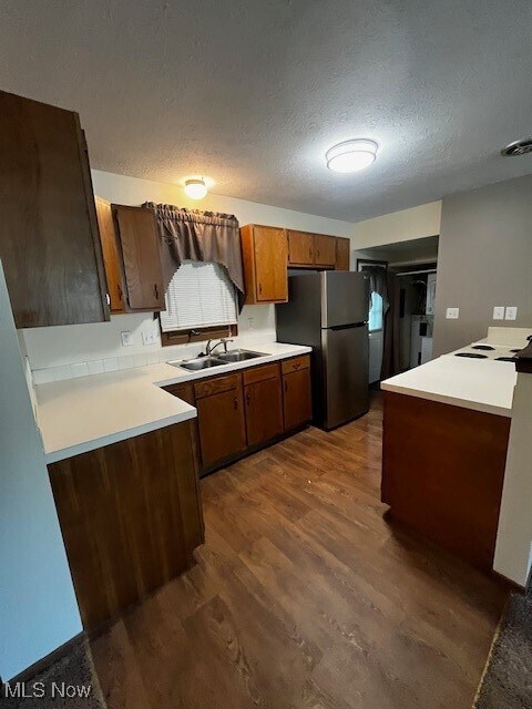 Foto del edificio - 1164 S Lincoln Ave