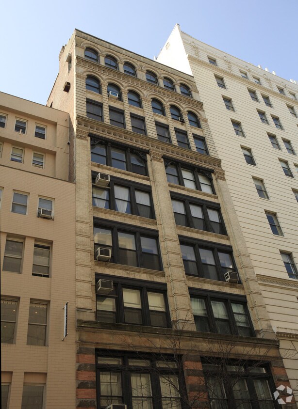 Primary Photo - 50 E 13th St