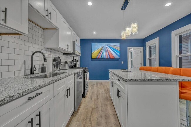 Foto del edificio - 839 Starkweather Ave