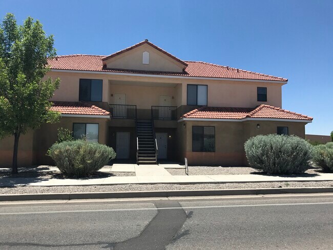 Foto del edificio - 4217 Ridgeway Ct