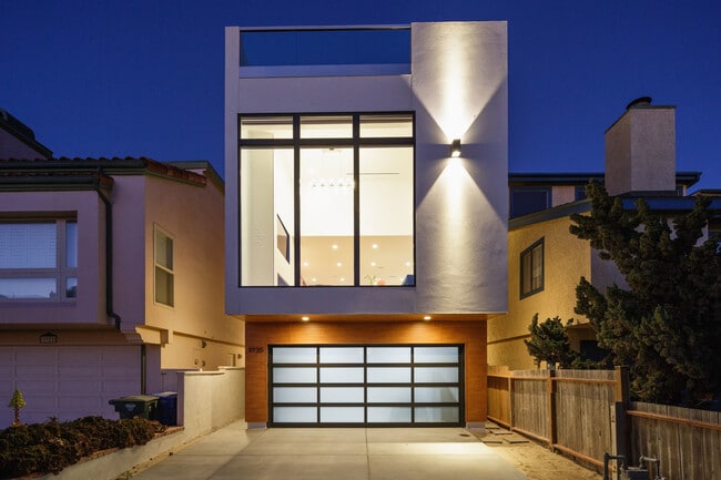 Building Photo - 3920 O-Fully Furnished | Hollywood Beach |...