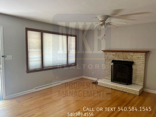Foto del edificio - 3203 Ledgewood Ave