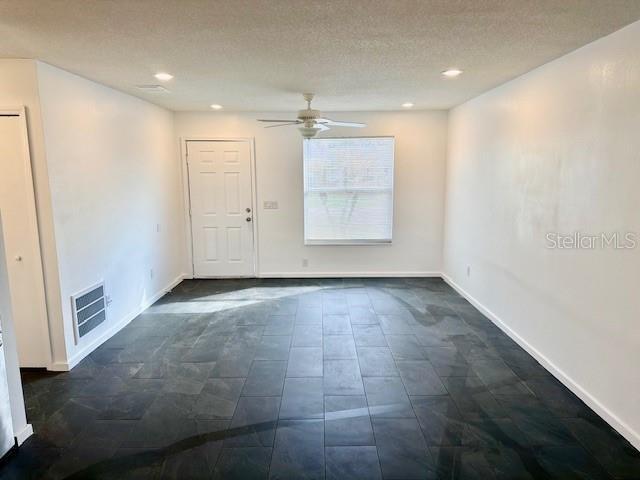 Foto del edificio - 344 Edgewood Ct