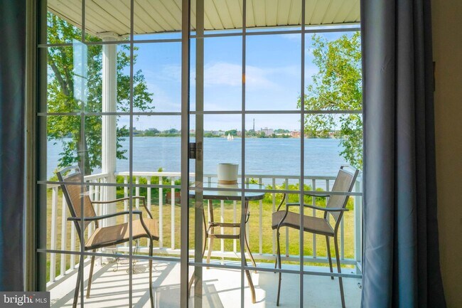 Foto del edificio - 6209 Riverfront Dr