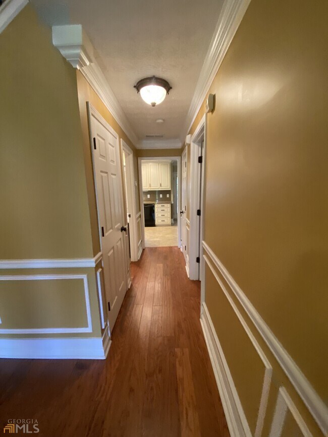 Building Photo - 705 Morgans Ridge Dr