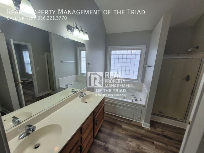 Building Photo - 120 Sedge Meadow Dr