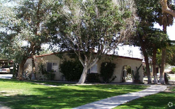 Primary Photo - 33060--33100 Rancho Vista Dr