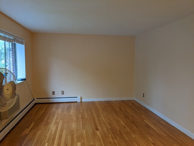 Foto del edificio - 38 Allston St