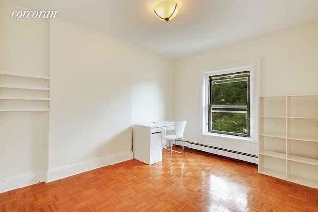 Building Photo - 306 Lafayette Ave