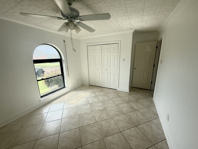 Building Photo - 1459 Aris Ave