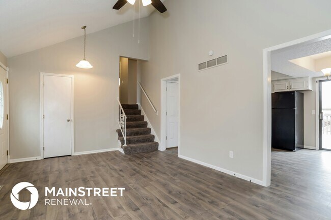 Building Photo - 15009 S Wyandotte Dr