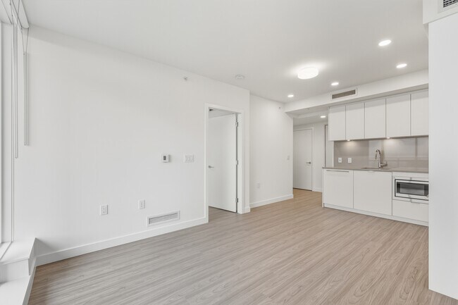 Building Photo - 13675-1107A 107A Ave