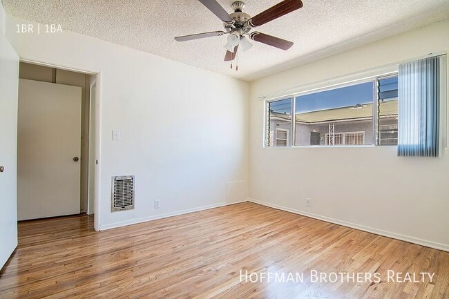 Building Photo - 212 Normandie Ave