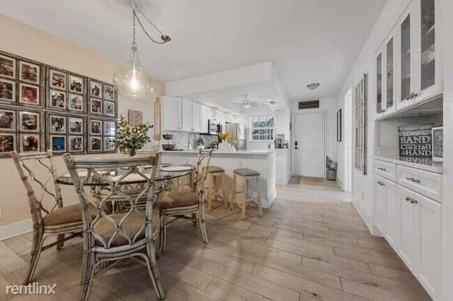 Foto del edificio - 2 br, 2 bath House - 5505 N Ocean Blvd Apt...