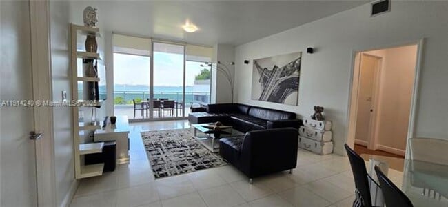 Building Photo - 7901 Hispanola Ave