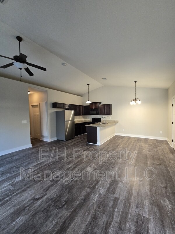Foto del edificio - 3321 E Aster St