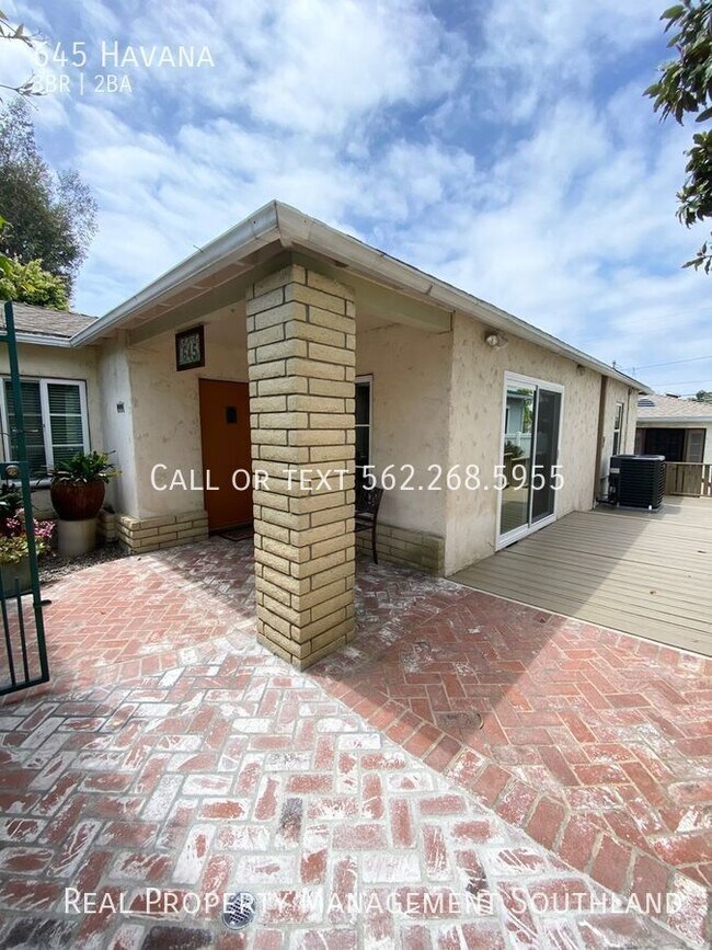 Foto del edificio - Remodelled 3/2 Home in Alamitos with MIL S...