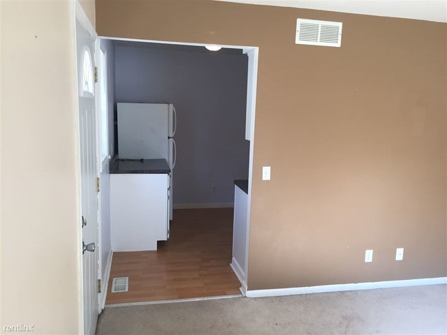 Building Photo - 1732 Valleywood Ct