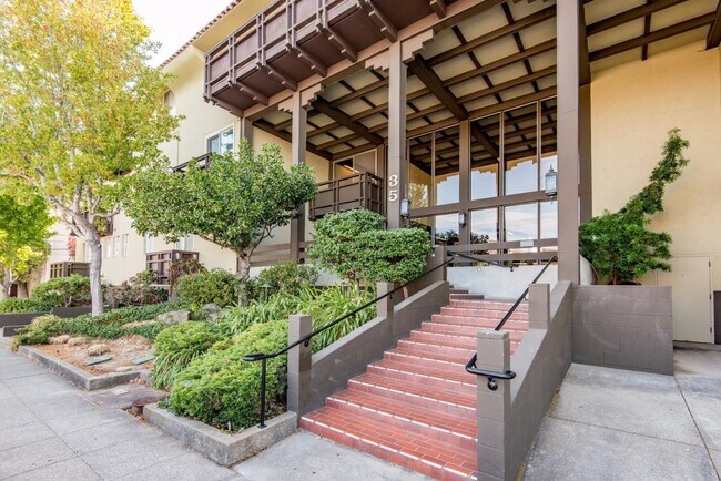 Foto del edificio - 35 28th Ave