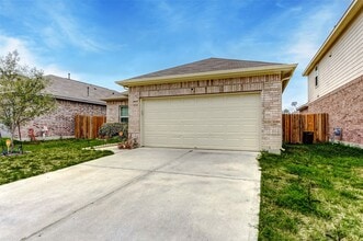 Building Photo - 7411 Foxwaithe Ln
