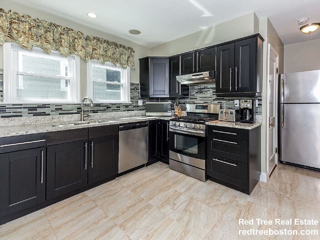 Foto principal - 33 Pershing Rd