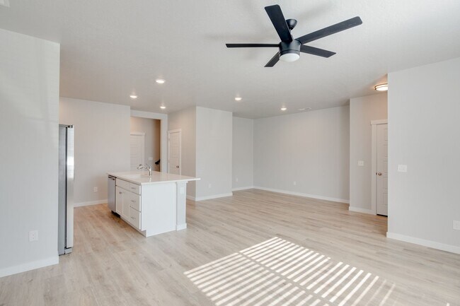 Building Photo - Baraya Townhomes: Farm House Townhomes for...