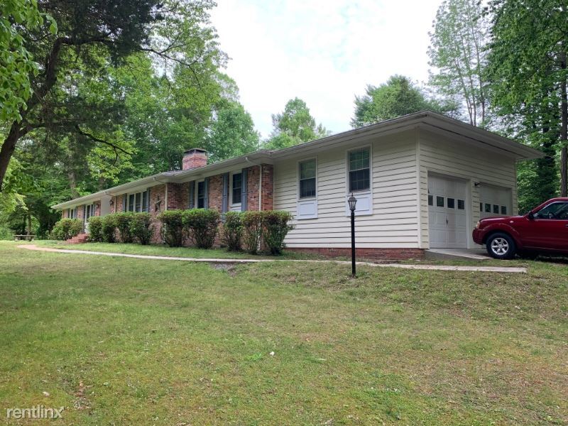 Primary Photo - 3 br, 2.5 bath House - 275 Princess Pl