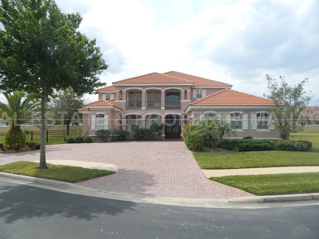 Primary Photo - 2712 St Armand Ct