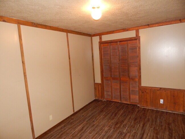 Building Photo - 14944 FM14