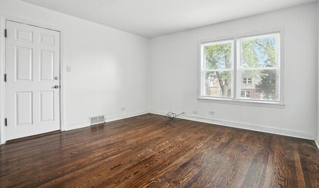 Building Photo - 3608 Jackson St