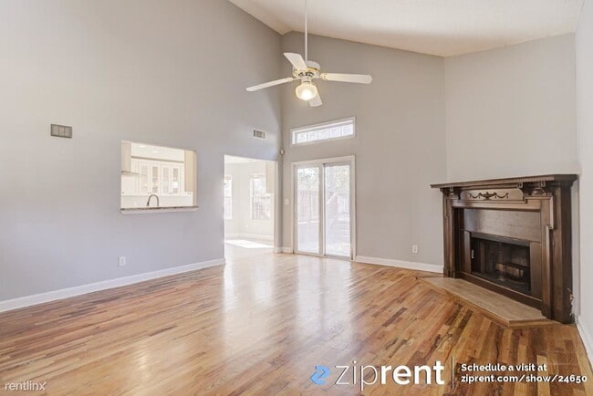 Building Photo - 3 br, 2.5 bath House - 2236 Raven Circle, ...