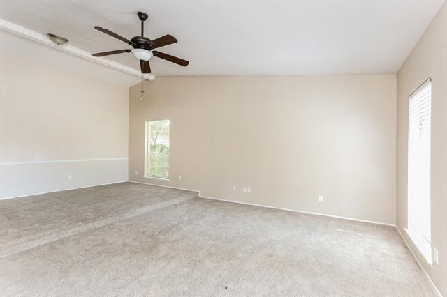 Foto del edificio - 9426 Rolling Rock Ln