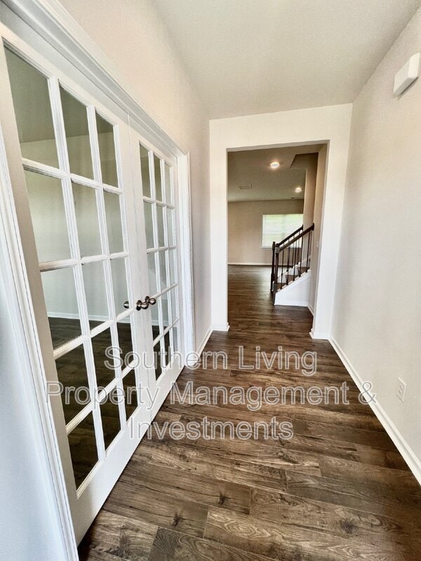 Building Photo - 3120 Winged Elm St