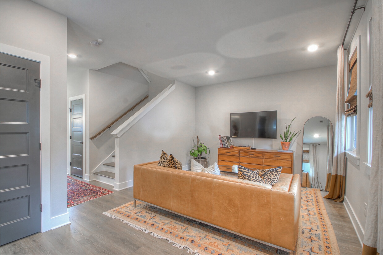 Photo - 801 Cherokee Ave (Nashville, TN)