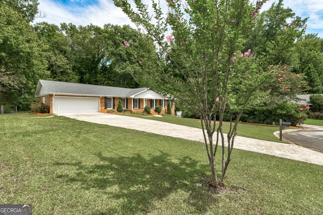 Building Photo - 922 Sharon Ct