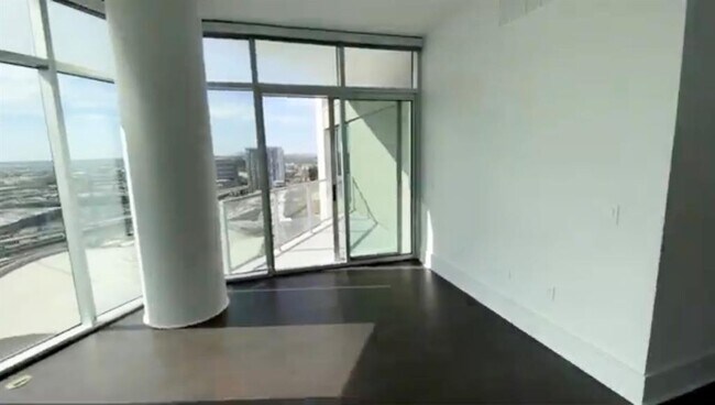 Foto del edificio - 2502 N Houston St