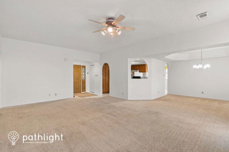 Primary Photo - 2425 Agua Fria Dr NE