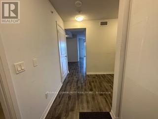 Building Photo - 30 Meadowglen Pl