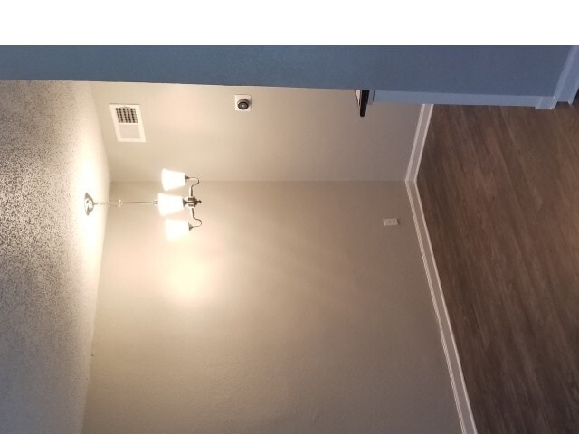 5dd48b86de90a6.78957221899.jpg - Barton Ridge Apartments