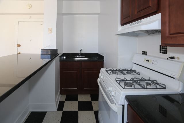 Foto del edificio - 941 W Carmen Ave