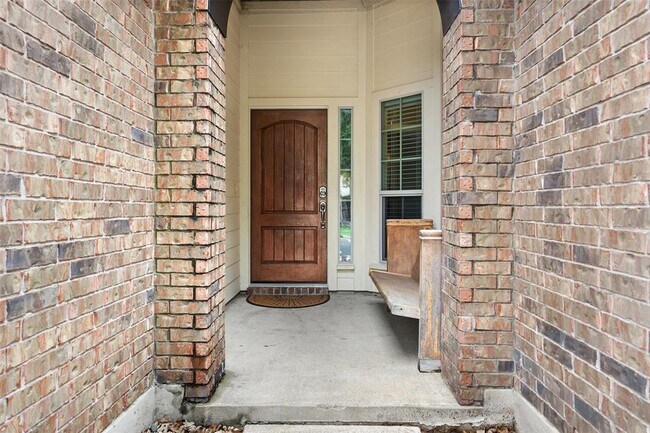 Building Photo - 2724 Lane City Dr