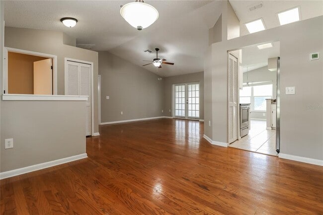 Building Photo - 8444 Yearling Ln